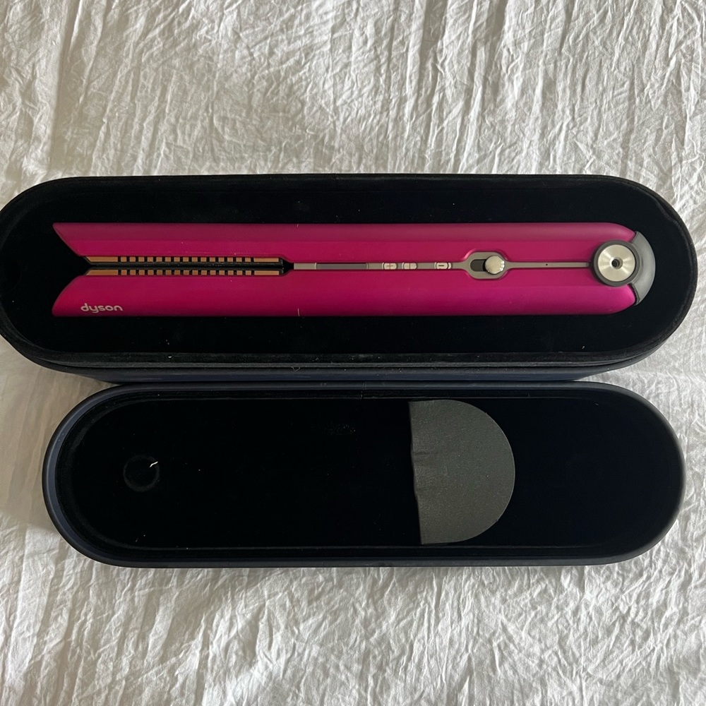 Dyson Corrale Straightener Gift Set